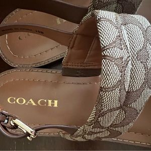 COACH Sandals Sz 10